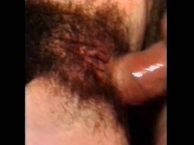 Vintage Homefick mit einer sehr haarigen Amateurin